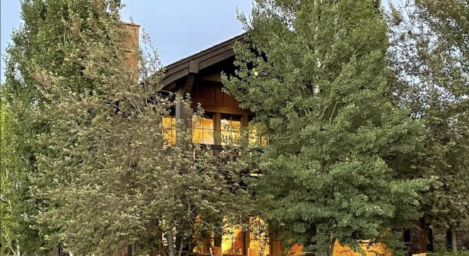 377 WOODLAND STAR